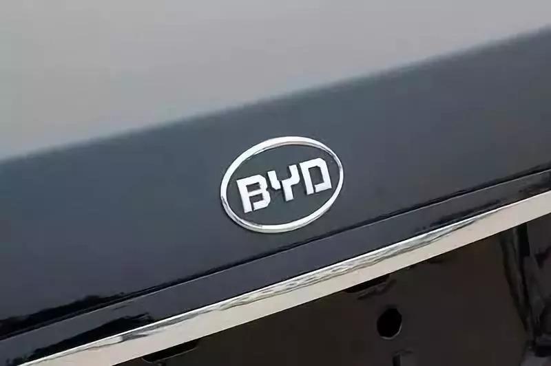 王传福，智能驾驶将成为未来出行的必备安全带