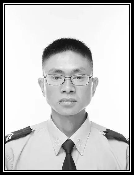 致敬英雄，缅怀因公牺牲的警界勇士，致敬逝去的辅警英灵