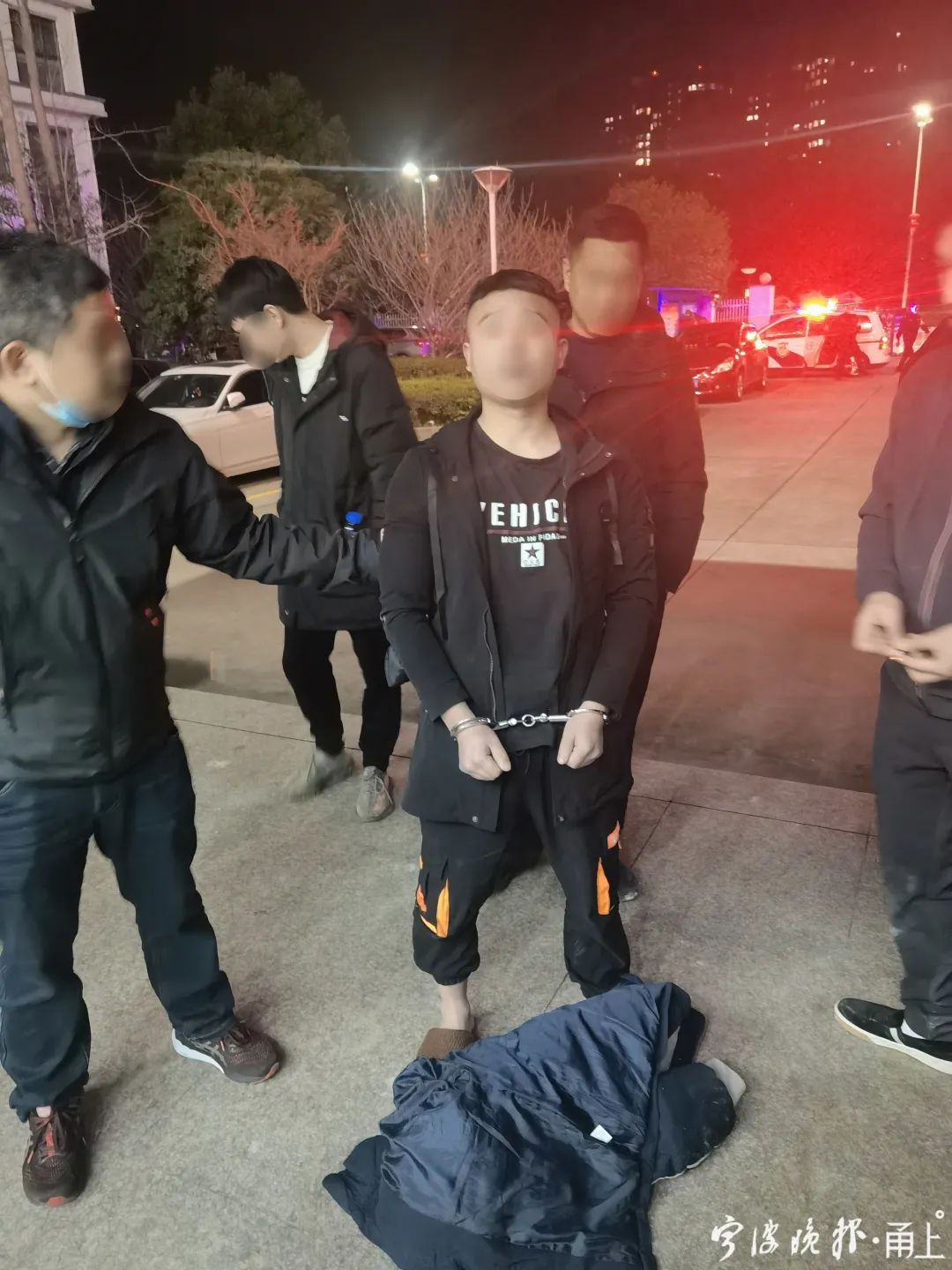 警方迅速出击，凌晨入室盗窃案不到二十四小时破获