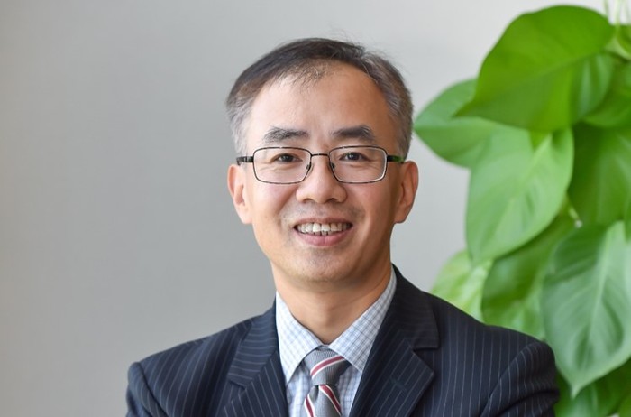 中发展控股任命栢淳为新核数师，战略转型的关键一步，展望未来成长之路