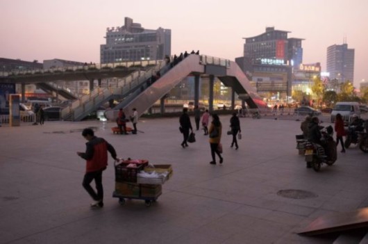 法媒探访义乌，提振士气之旅