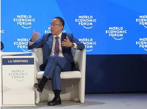 刘强东2025年拜年信引热议，展望商业领袖未来与企业文化典范之路