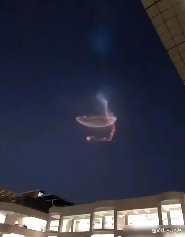 多地神秘发光飞行物现身，官方揭开真相面纱