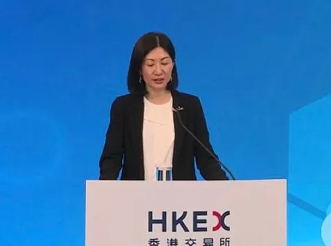 曹德旺妹妹参与IPO敲钟，正力新能香港上市庆典星光熠熠—陈翊庭见证辉煌