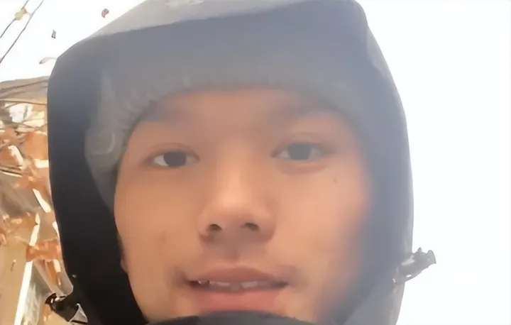 生命的坚韧与脆弱，纪念抗癌博主小黄同学离世，享年26岁