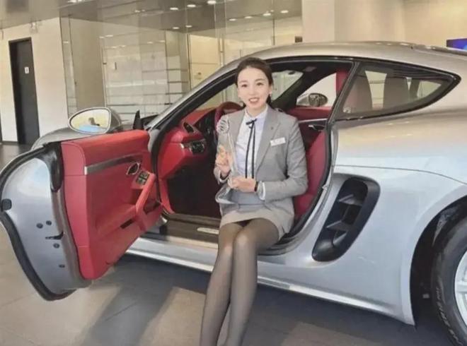 保时捷女销售冠军逆境中的成功与成长，一年销售170台车的辉煌现状