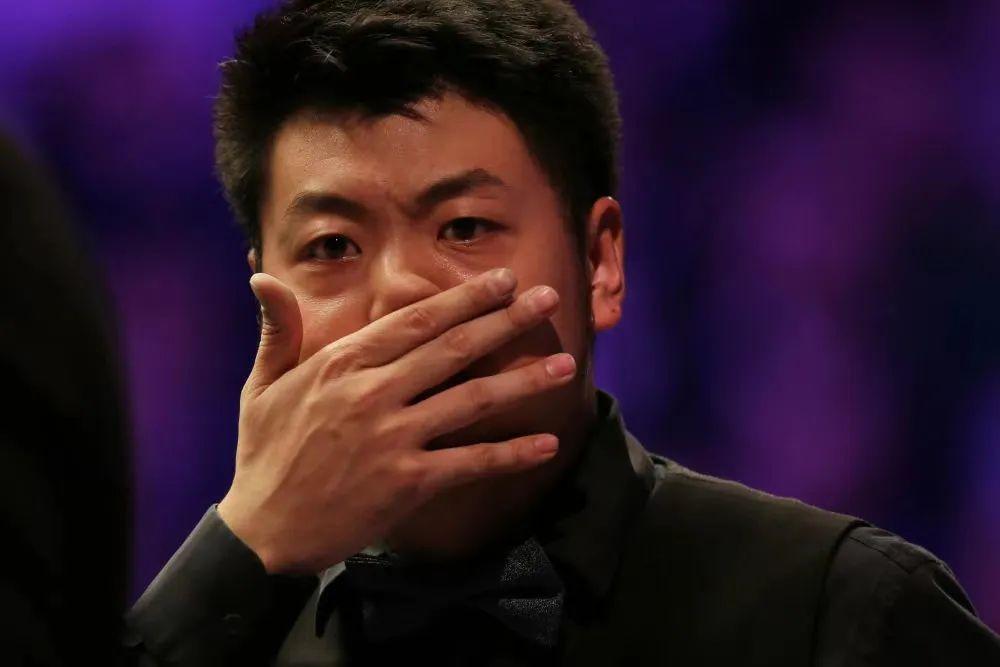 激情与坚持的网球盛宴，陪看郑钦文征战澳网揭幕战