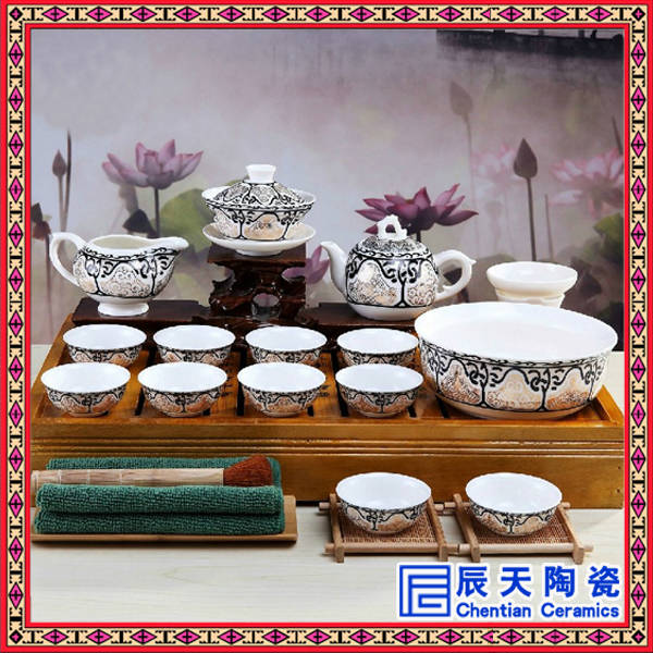 昌江瑰宝闪耀消博会，玉、陶、锦融合缔造商贸文旅新篇章