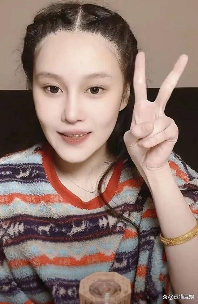 赵本山女儿球球儿子一周岁生日庆典，温馨家庭时刻与爱的传承
