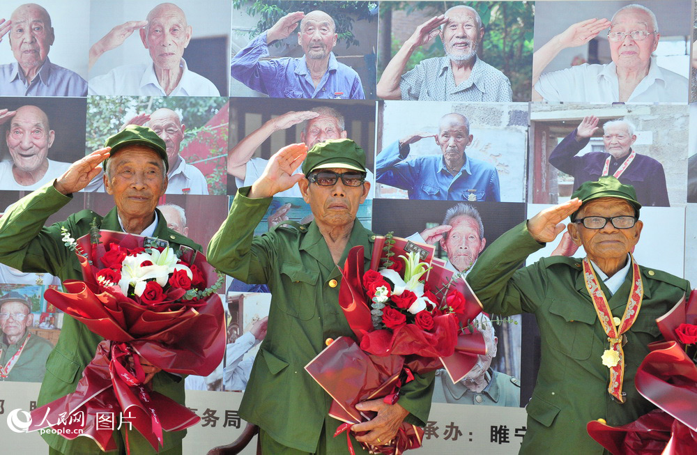 周恩来逝世49周年，缅怀卓越领导人，传承光辉事迹的纪念时刻
