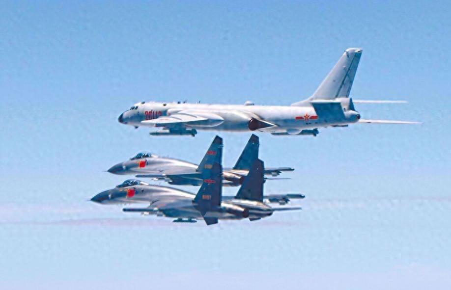 专家解析，中国战机在台海成功拦截美军行动