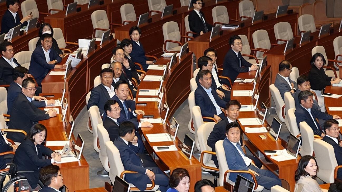 韩国国会全体会议聚焦政策辩论与未来展望展望展开讨论