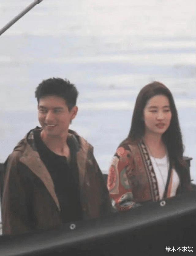 西湖之韵，刘亦菲与姚安娜的璀璨盛典