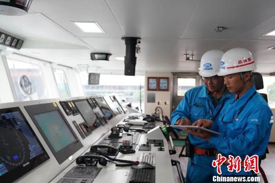 东方财富，数字化金融浪潮的领航者