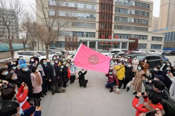 烧鸡店阿姨在银川地震中的英勇决断与责任担当