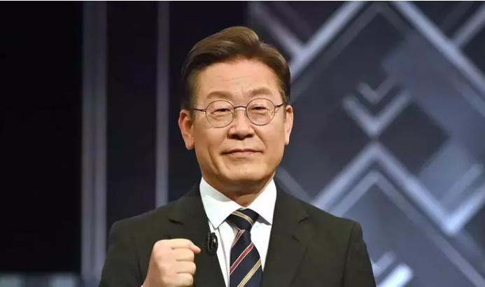尹锡悦支持者阻挠调查背后的真相与公众利益博弈