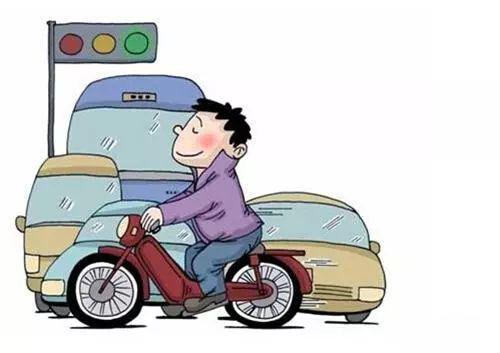 甲亢哥探出车窗引交警警告，安全意识觉醒与旅途安全警示