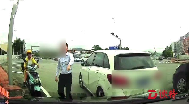男子遭遇逆行车辆辱骂事件，社会应对危险驾驶与言语暴力的反思