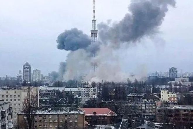 俄乌局势紧张升级，基辅遭俄无人机袭击致四人受伤