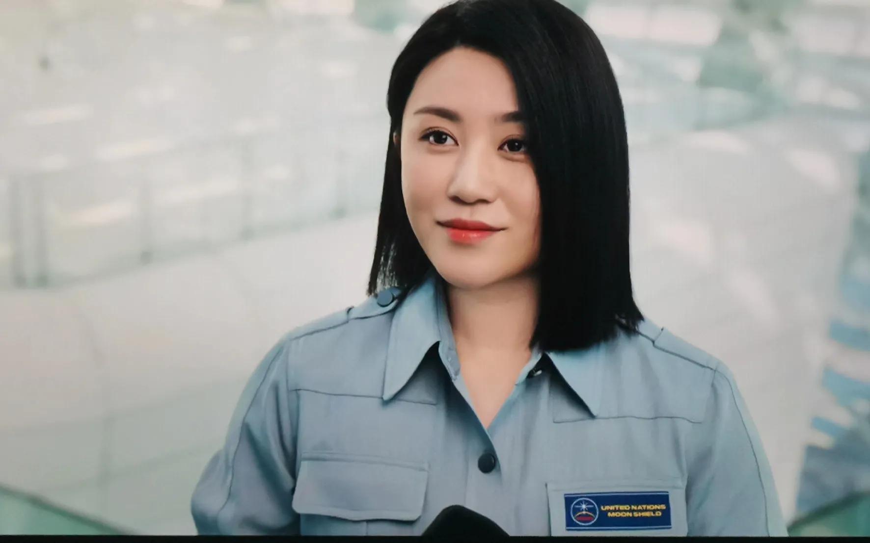 沈腾意外一脚与马丽绚烂演绎，舞台上的惊喜瞬间