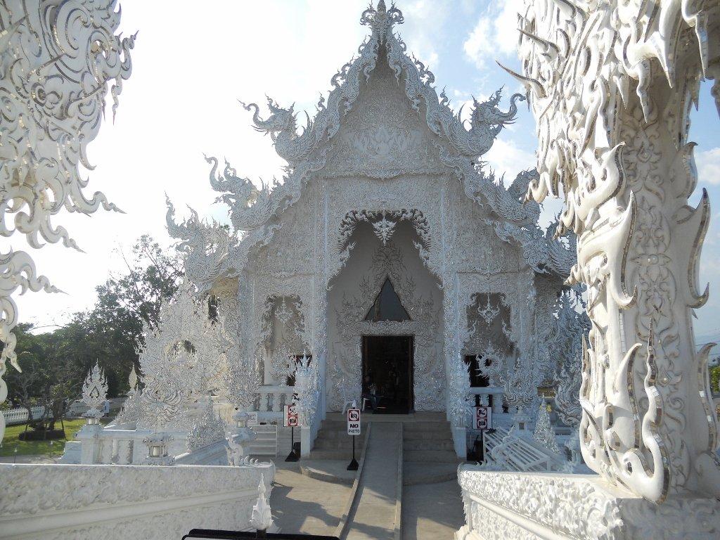 泰总理强调确保旅游不受影响，全力以赴做好准备工作