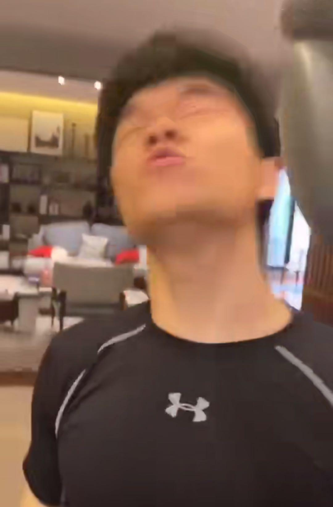 柯洁面对对手举报后的从容应对