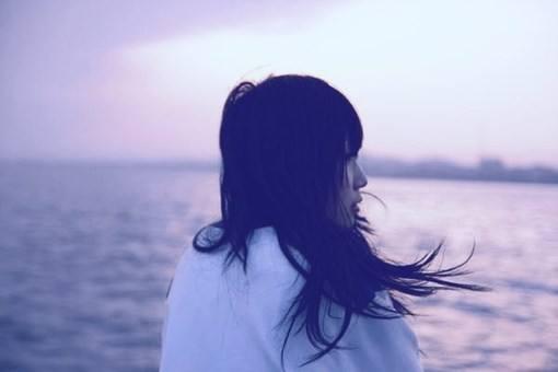 韩国第一夫人寻找命理师算命，传统信仰与现代角色的碰撞揭秘