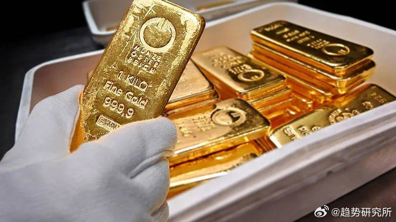 黄金投资热潮再现，豪掷60余万元抄底黄金的投资者涌现