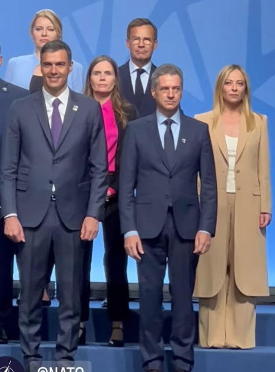 G20峰会全家福背后的拜登迟到与全球合作期待