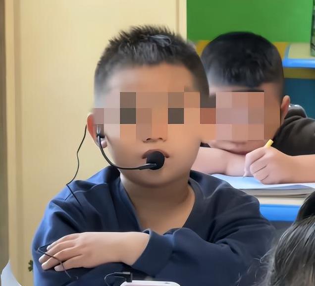 揭秘小蜜蜂老师离职事件背后的真相疑云重重