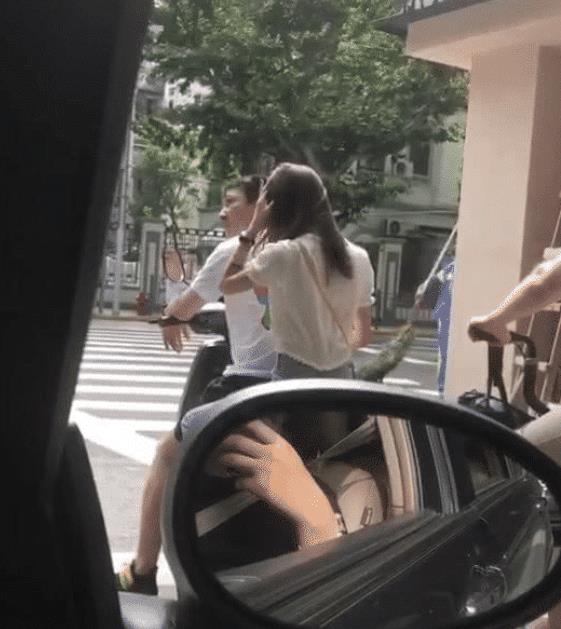 女子电车快充遭男子暂停风波，引发争议与关注