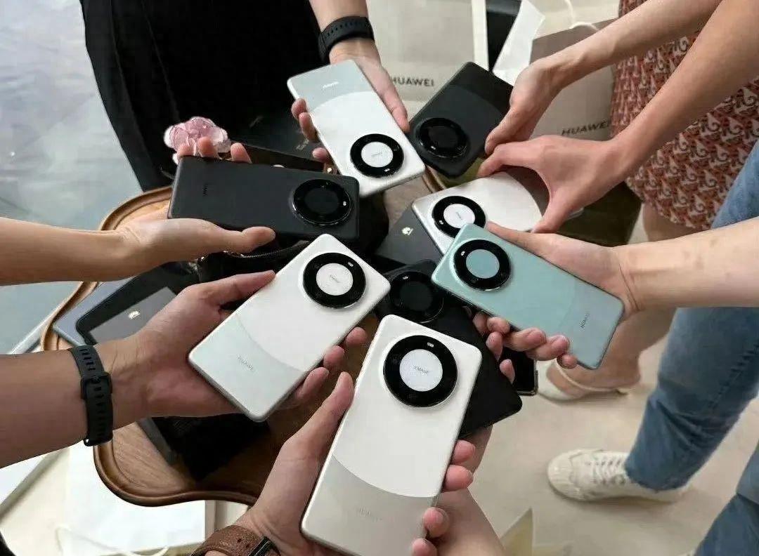 华为Mate 60销量破亿，创市场新纪录
