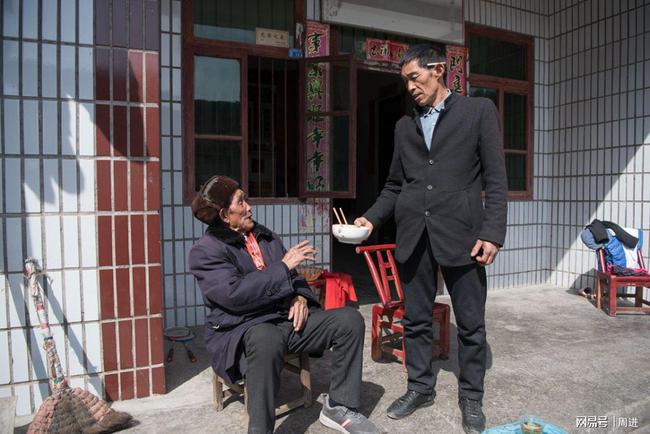 抗美援朝老兵的入朝场景深情回忆，战火中的英勇岁月