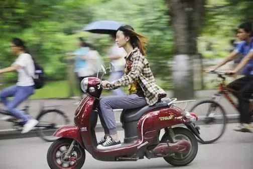电动自行车新规实施在即，行业的新机遇与挑战解析