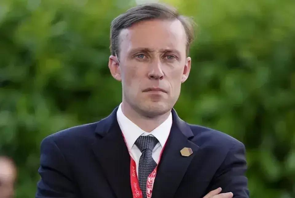 拜登对乌克兰袭击俄罗斯库尔斯克州表态，国际社会需警惕与克制应对局势升级