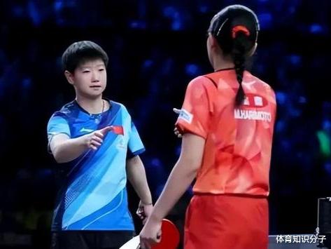 乒坛新星孙颖莎精湛球技压制张本美和，闪耀赛场瞬间