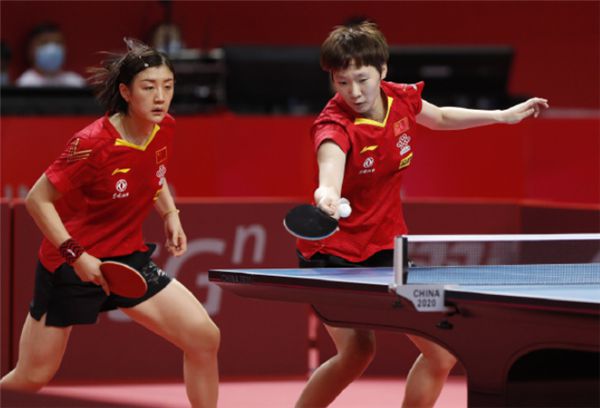 国乒女团夺冠荣耀背后的奋斗与坚持，采访纪实揭秘奋斗历程