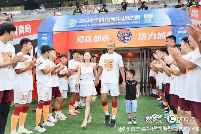 沙一博达成青岛海牛200场里程碑，荣耀传承的交汇点