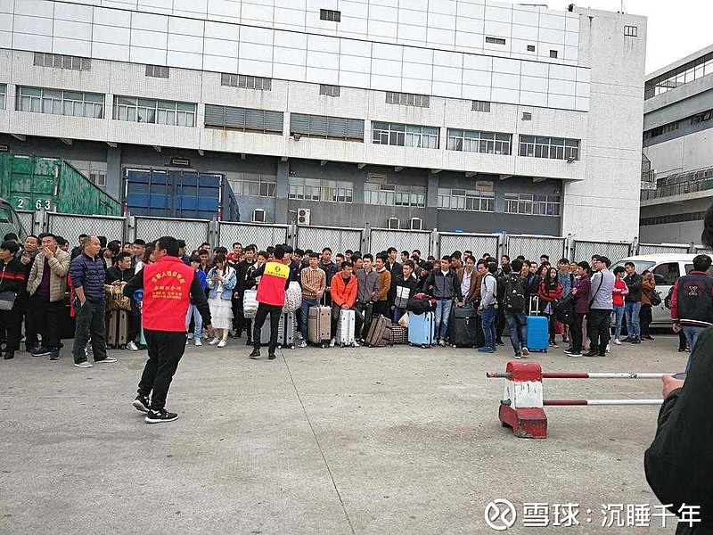 揭秘富士康招工热潮，两周内进厂人数突破五万的中介力量揭秘真相