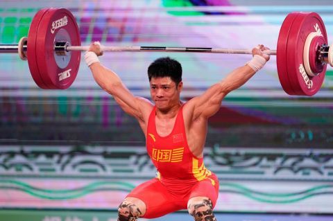 李发彬放弃金鸡独立的背后原因揭秘