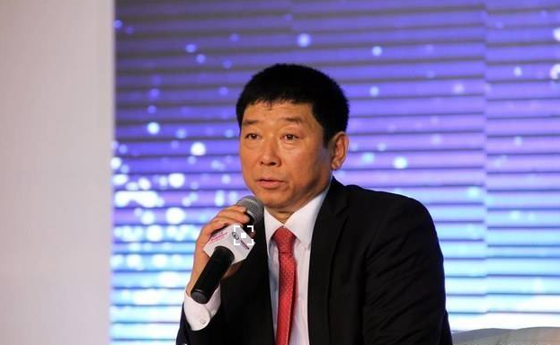 魏建军视角揭秘车企造假现象，老千手法深度剖析