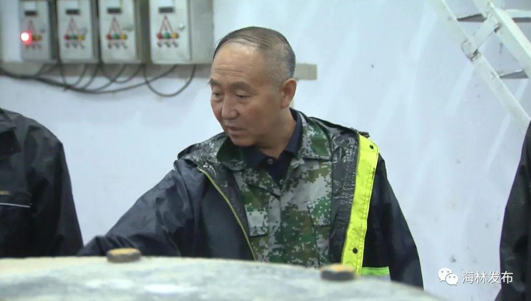 湖南惊魂之夜，洪水突袭，妈妈心急如焚寻找失踪的14岁男孩