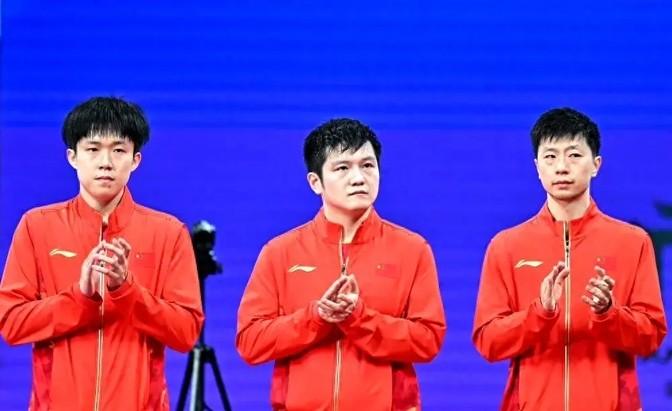 乒乓球赛场上的巅峰对决，樊振东与张本智和的对决时刻