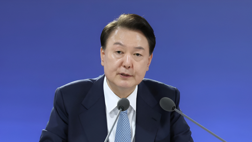 文在寅批评尹锡悦政府，70年来最差表现