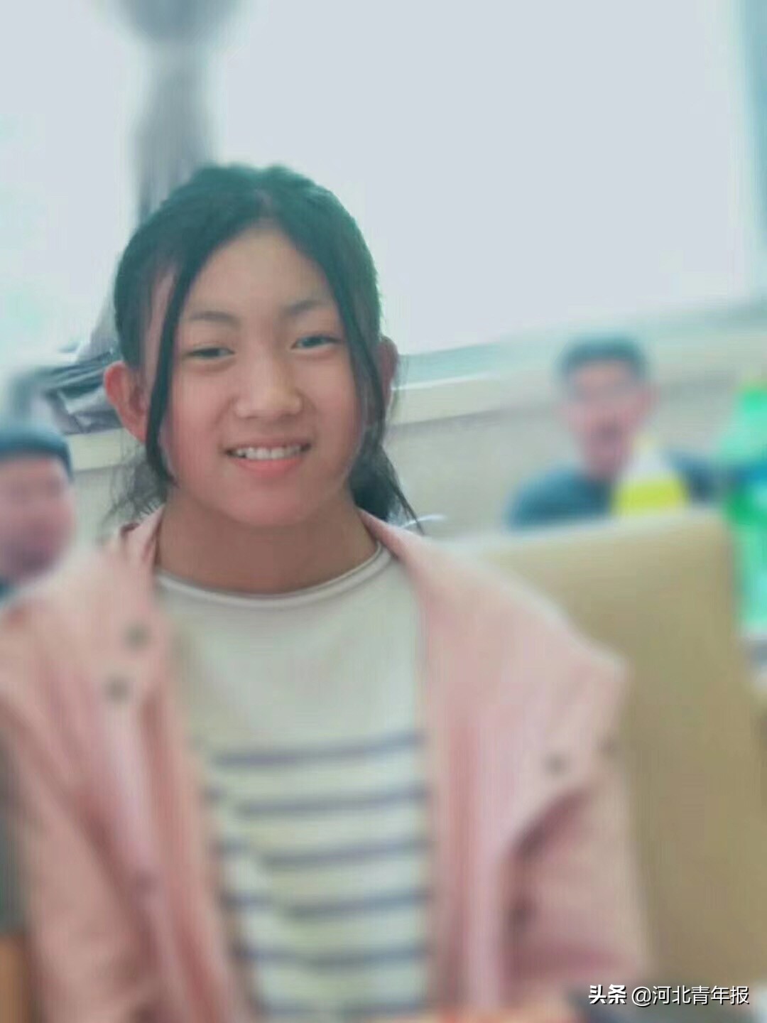 青少年失踪事件揭秘，女孩帮同学取快递后离奇失踪，家属发声
