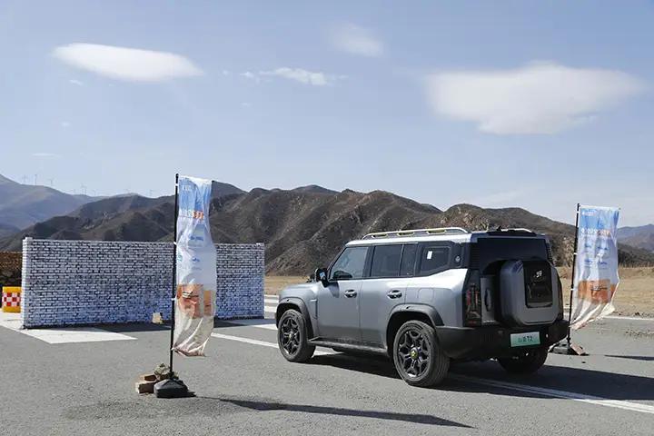 捷途山海T2两驱版上市，起售价17.99万，开启越野新篇章