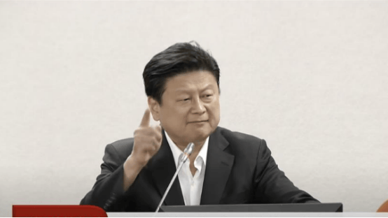 傅崐萁批评柯建铭揭示台湾立法机构的统治野心与民主纷争