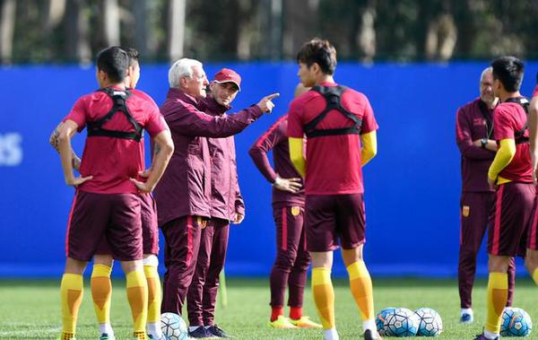 U23亚洲杯，澳大利亚与卡塔尔平局导致出局遗憾告别舞台