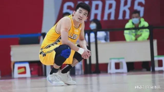 孙铭徽困惑广厦伤病频发，为何总是我们遭遇困境？
