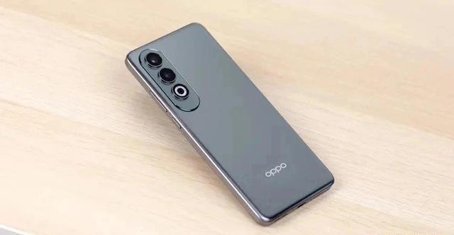 OPPO K12全面评测，性能、设计与用户体验的卓越融合